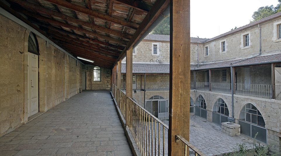 060 מבית מצורעים לבית יוצרים