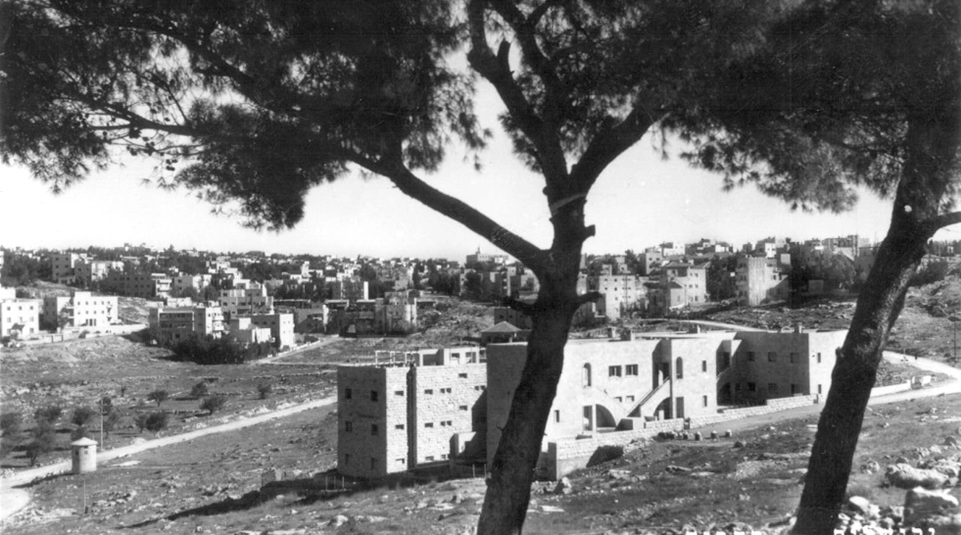 רחביה-של-אלי-עמיר_ויקיפדיה-2