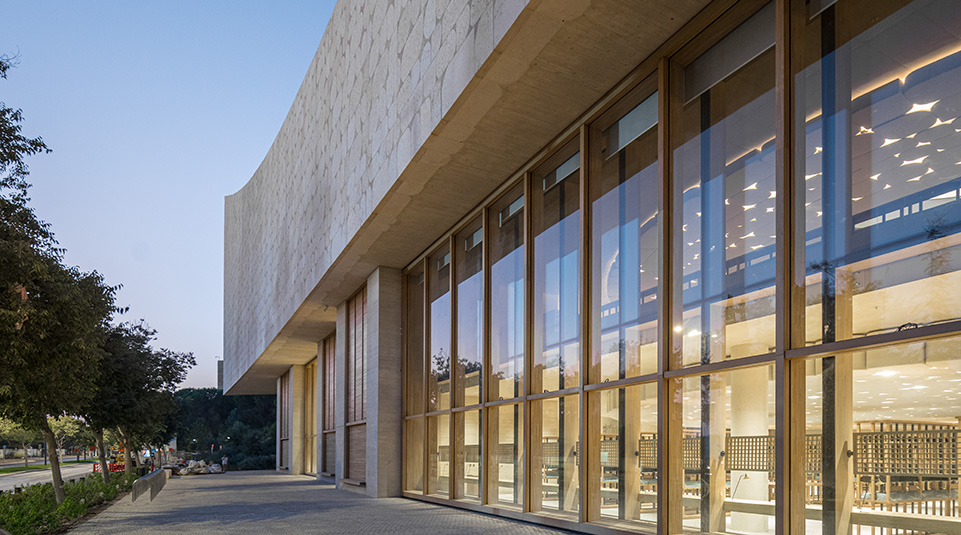 Architects-Herzog-and-de-Meuron.-Executive-Architect-Mann-Shinar.-Photo©Laurian-Ghinitoiu-4-1