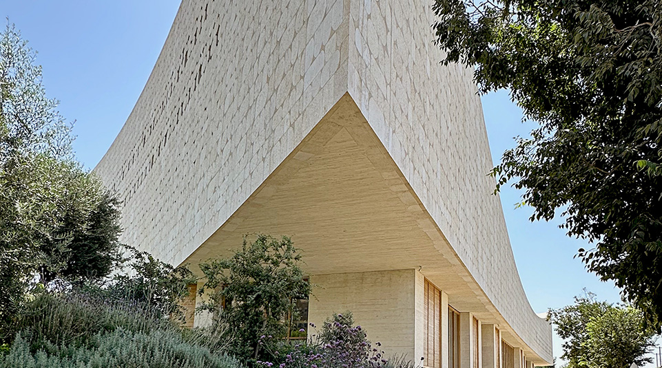 Architects-Herzog-and-de-Meuron.-Executive-Architect-Mann-Shinar.-Photo©Laurian-Ghinitoiu