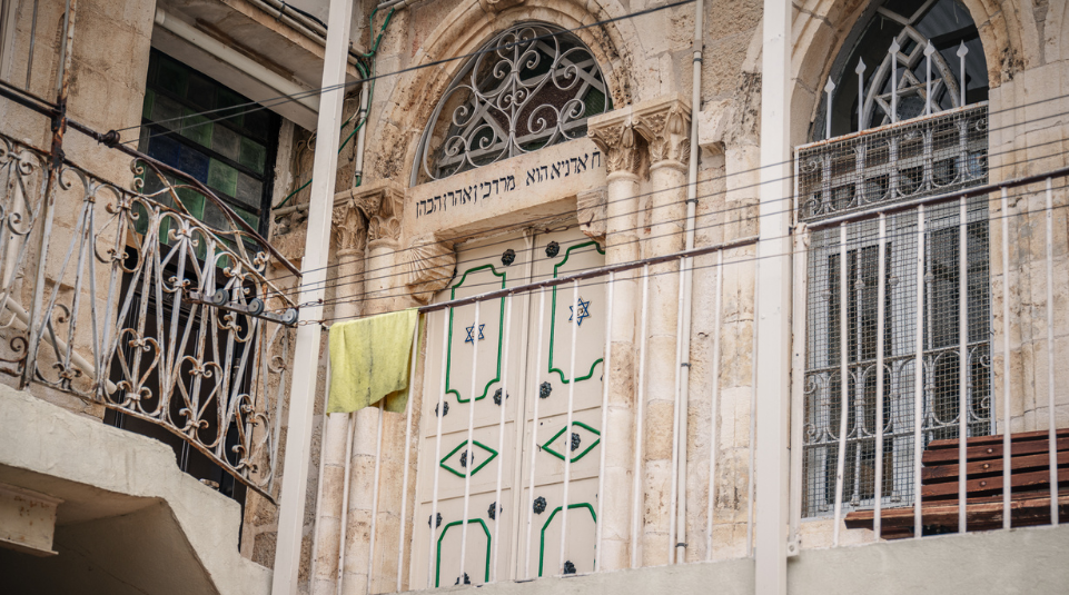 הארמון-והחצרות-בשכונת-הבוכרים_צלם-דניאל-רחמים-1
